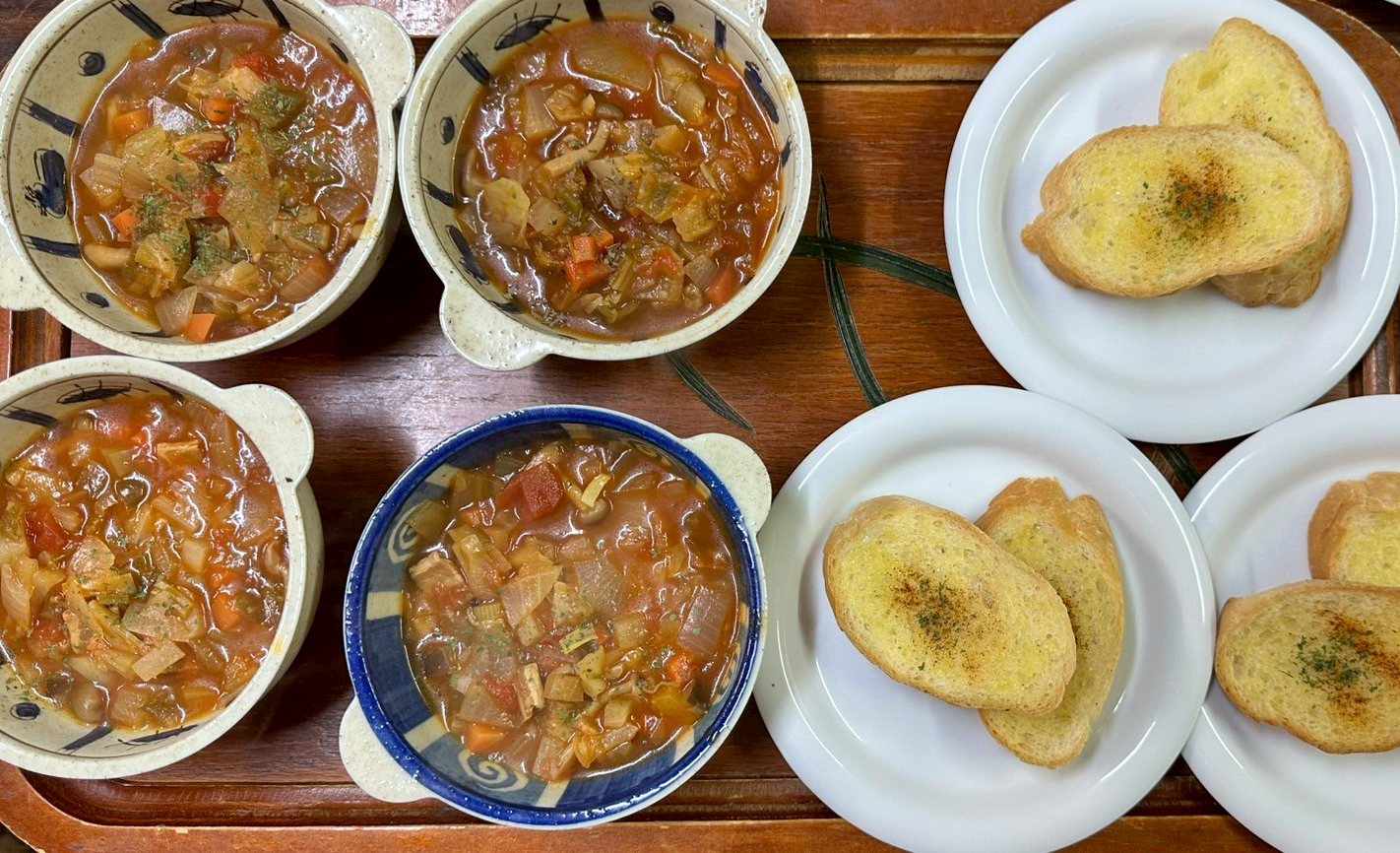 ��H(�����`)3